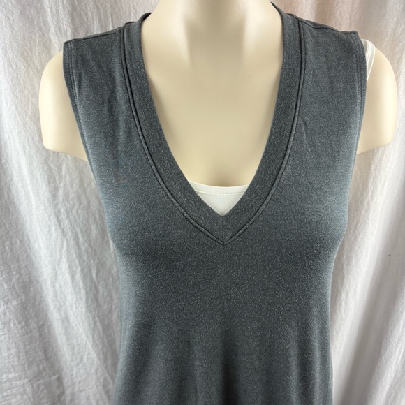 Kit & Ace Good feels brushed sleeveless grey dress M - Picture 9 of 13